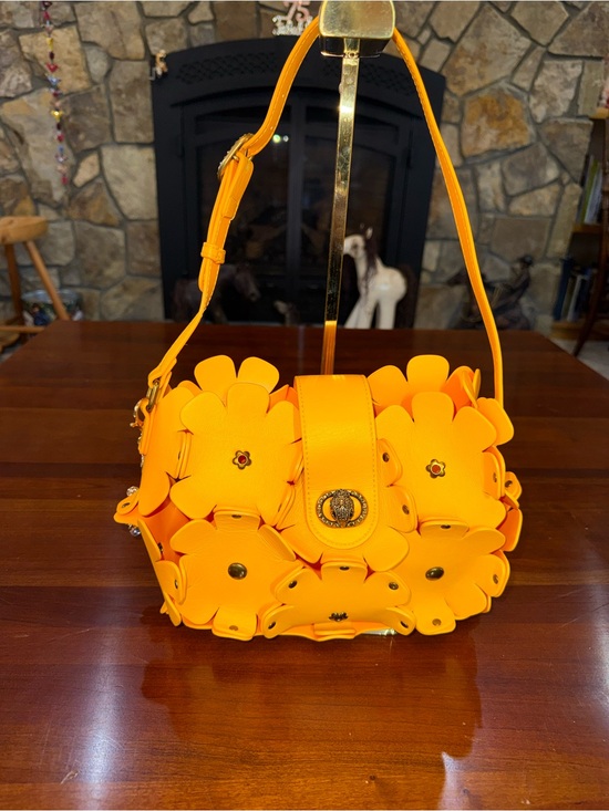 Kurt Geiger Handbags - NWOT Kurt Geiger London Chelsea Flowers with Dust-bag